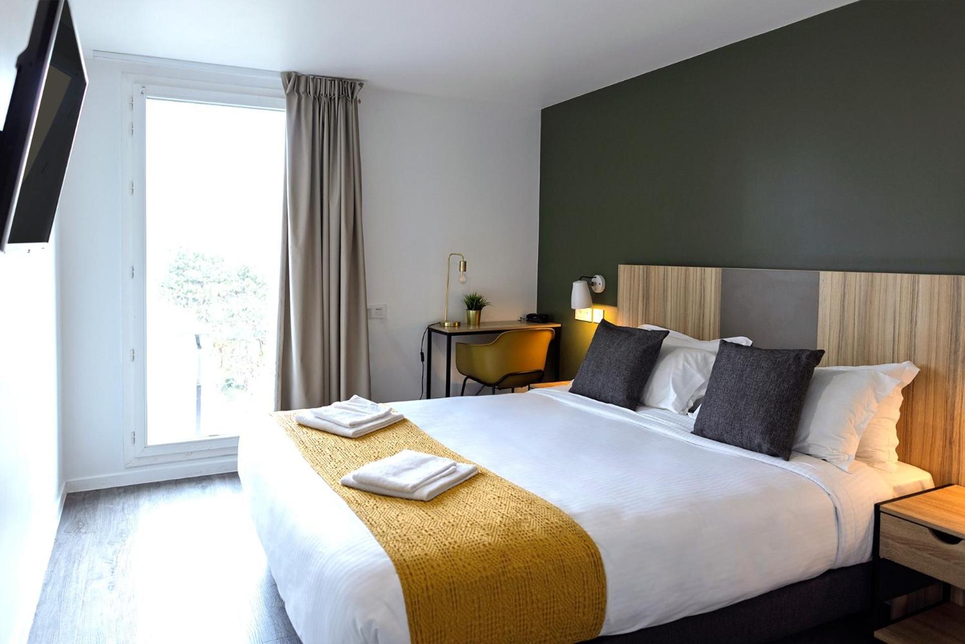 Hotel In 13 París