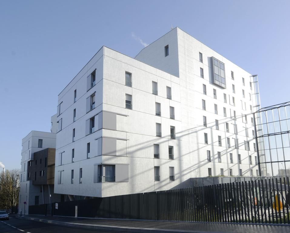 Hotel In 13 París